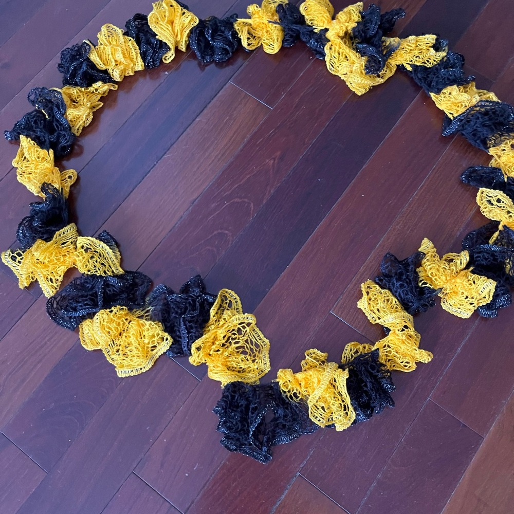 Steelers Yellow and Black Ruffled Scarf